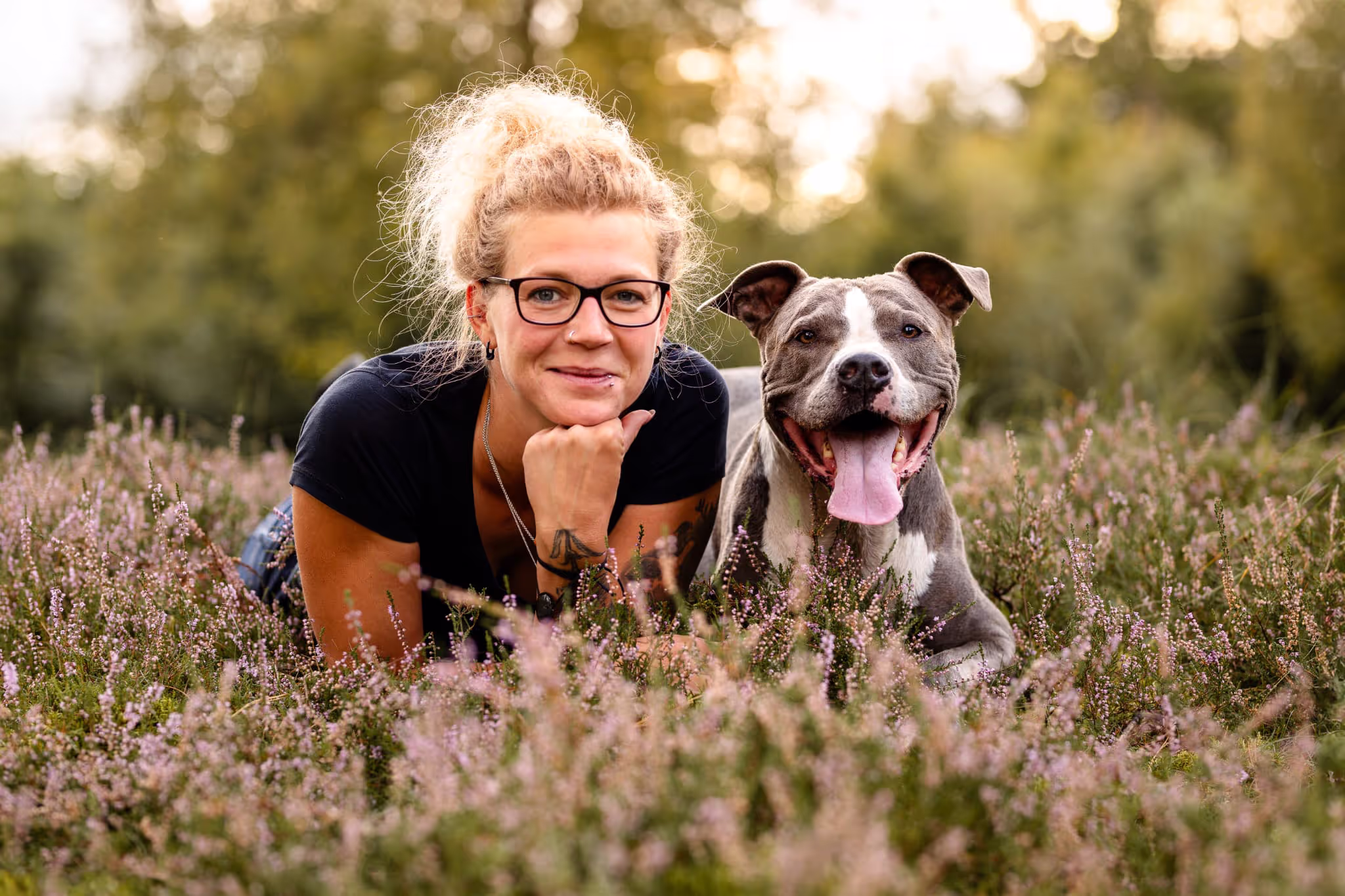 Katharina „Tina“ Linnemüller mit ihrem Hund Stevie (†)